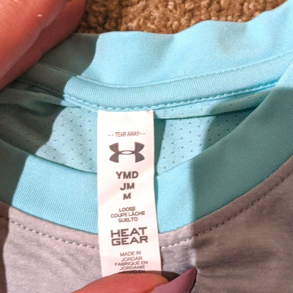GUC: Under armour girls tank top (m) - Picture 2 of 5